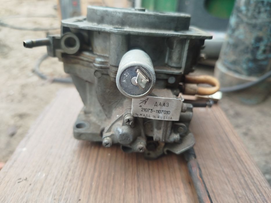 карбюратор 21073