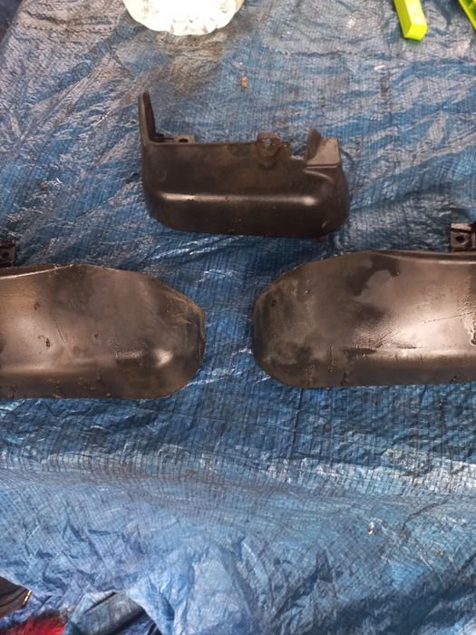 Бризговики Субару аутбек 2010 р