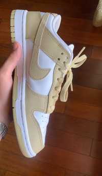 Nike Dunk low Team Gold