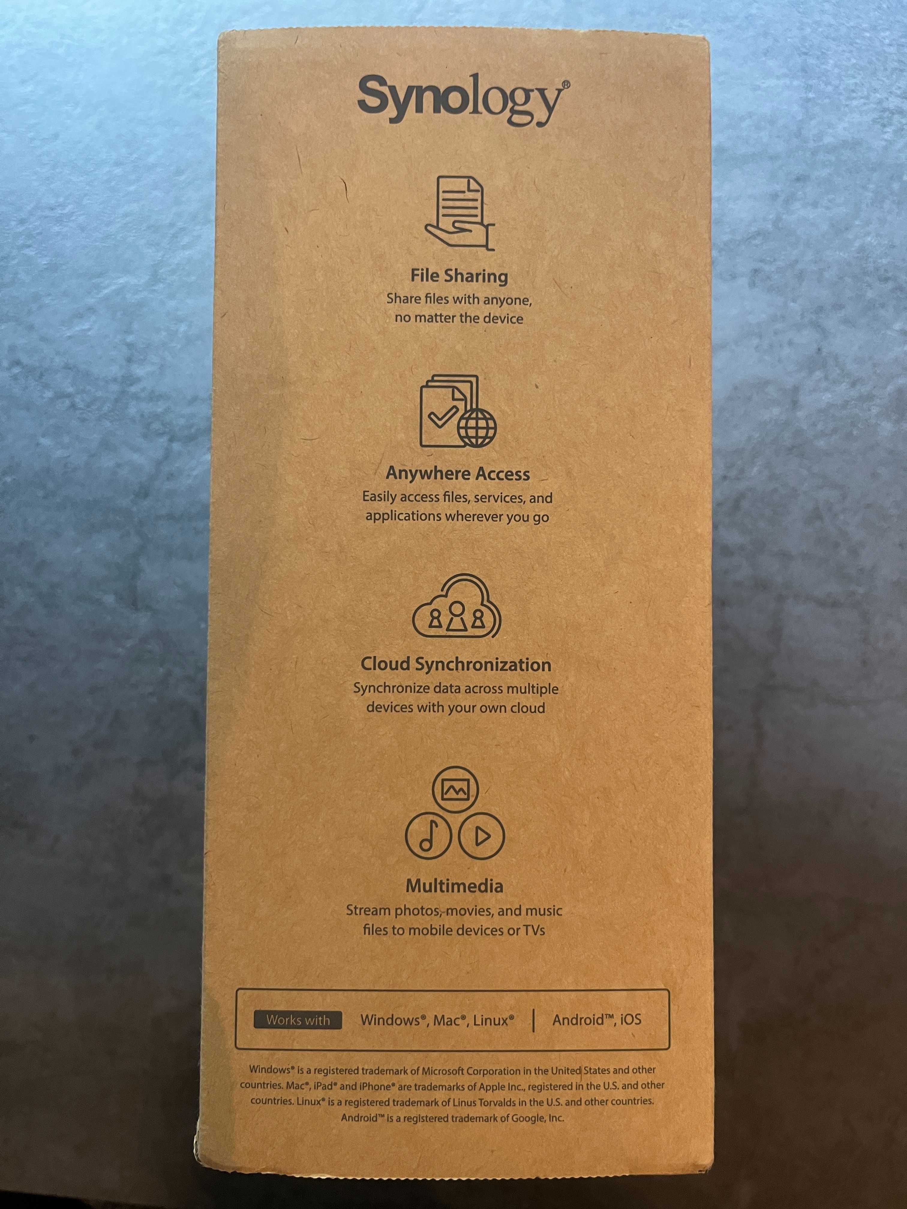 Server NAS Synology DS218play z 2 dyskami Seagate IronWolf 4 TB każdy