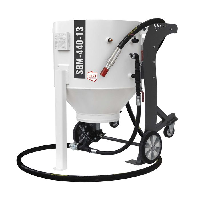 Polska piaskarka syfonowa ciśnieniowa mobilna SBM-440-13 Land Reko