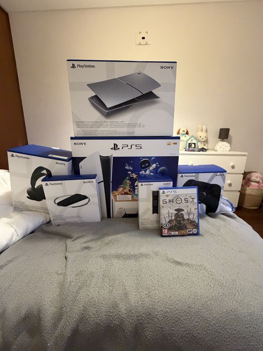 Ps5 Slim disco + Comando edge preto + Headphones + Acessórios + Jogo