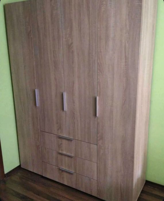 Шкаф большой и вместительный. 2д3ш, 3д3ш, 4д3ш. Шафа біла. Дніпро