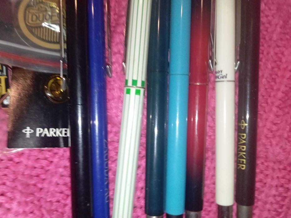 Canetas e pins Parker