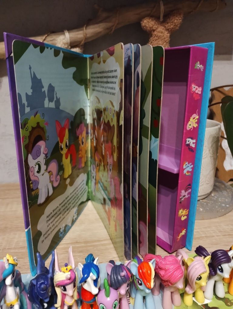 My little pony książka kucyki i mata do zabawy