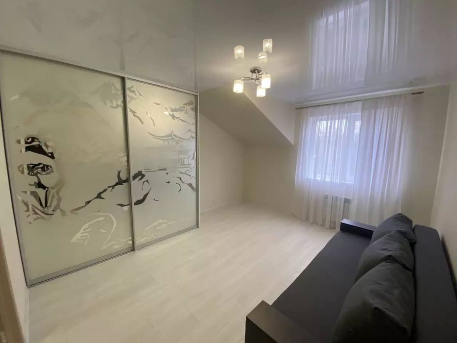 Оренда таунхауса 110м2 від власника м. Осокорках-1 км.