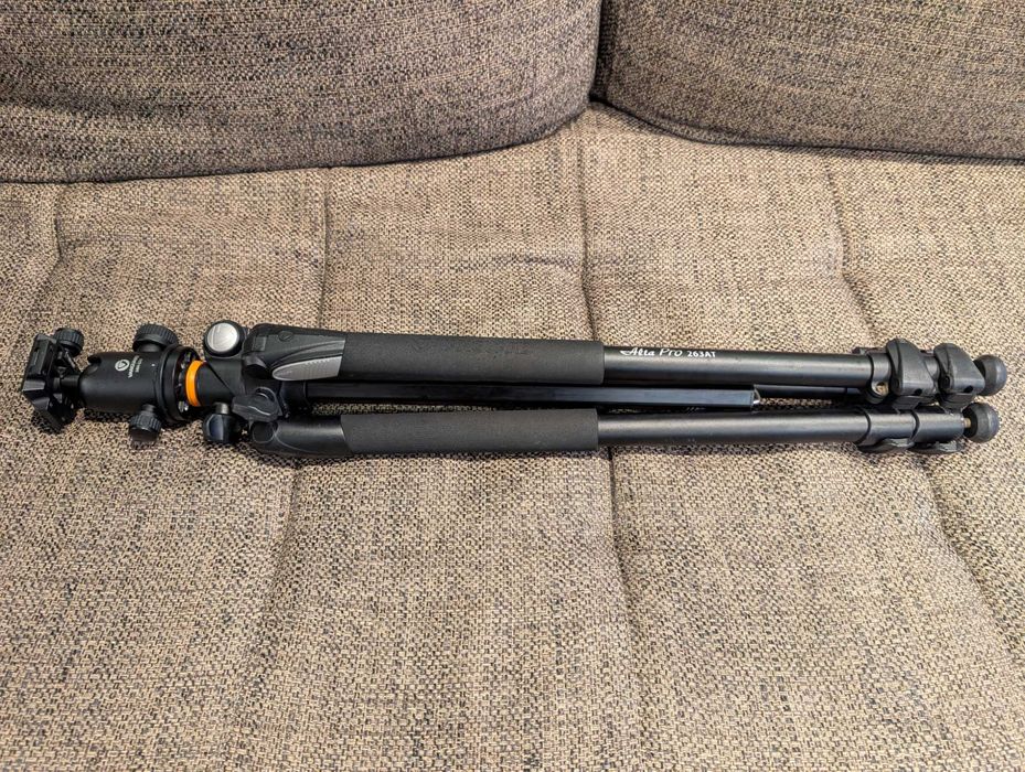 Tripé VANGUARD Alta Pro 263AT + Rótula SBH100 -Muito Bom estado!