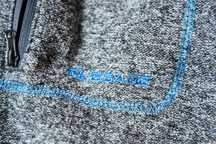 Продам классную утепленную флиску свитер от бренда Glissade (Франция).