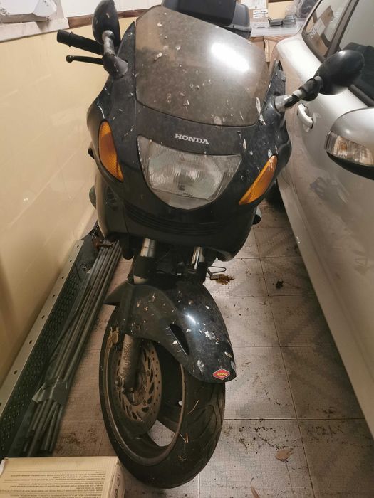 Honda Deauville 650cc - Reservada