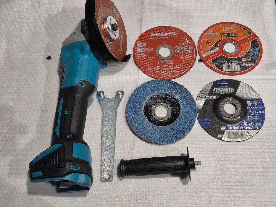 Akumulatorowa szlifierka kątowa do baterii Makita LXT 18V 125mm