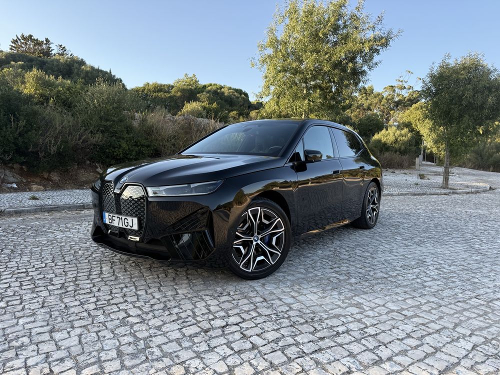 BMW iX xDrive40 Pack M