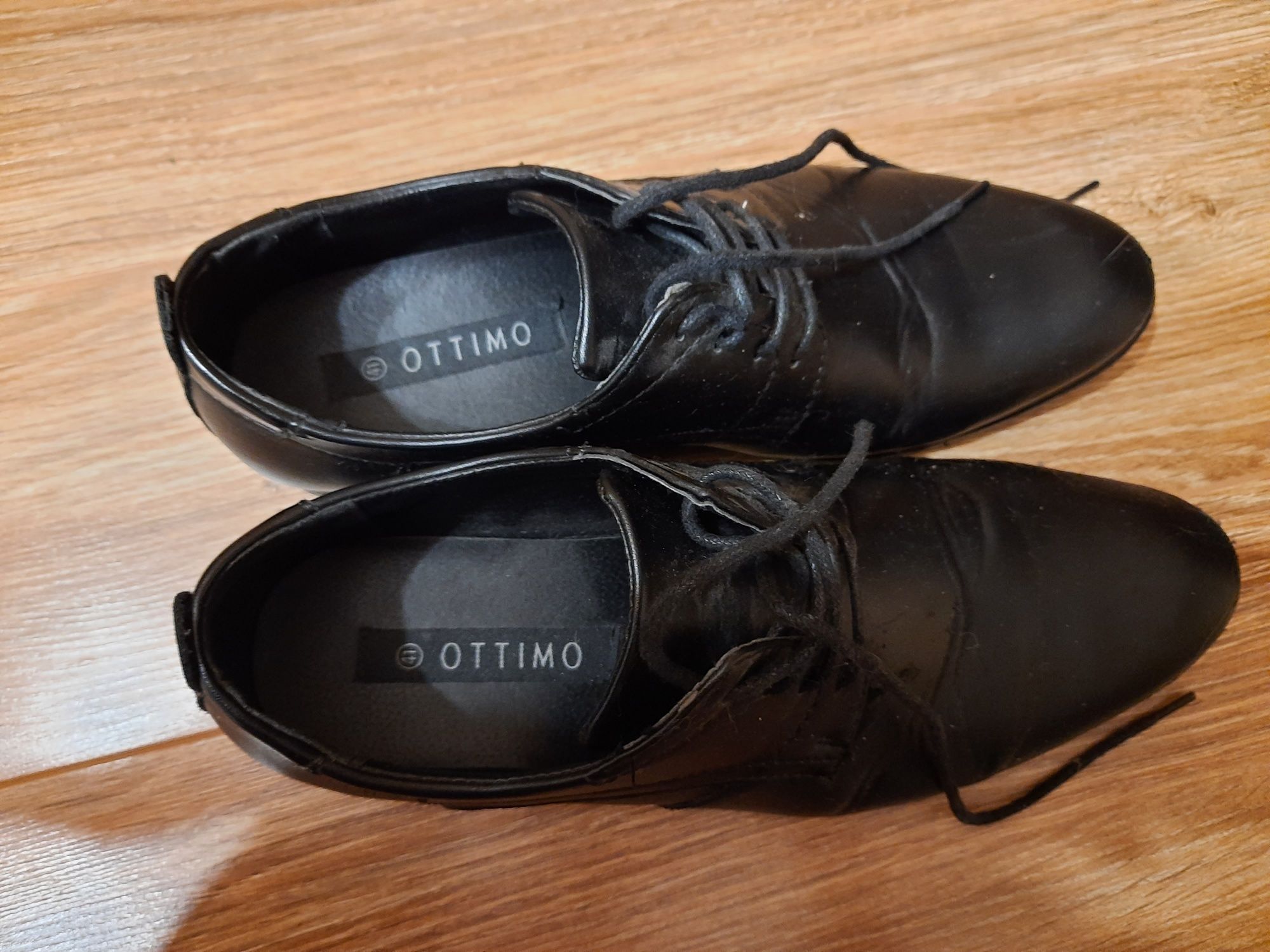 Garnitur męski Kubenz + buty
