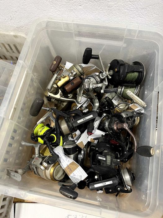 Sprzęt wędkarski kołowrotki wędki woblery gumy haczyki Shimano Rapala