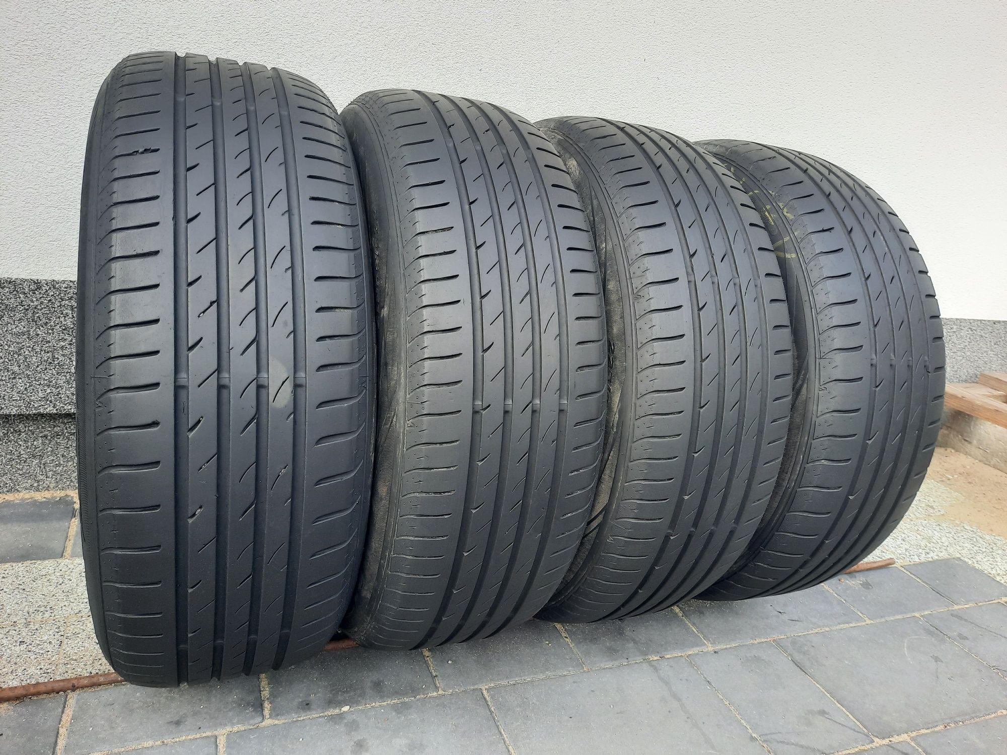 4 opony 225/60 R17 Nexen Nblue HD plus  2020r