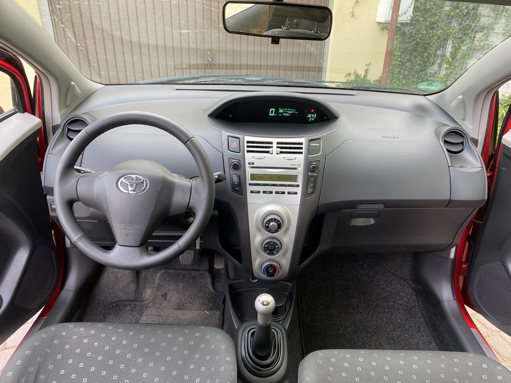 Toyota Yaris 1.3 Super Stan Klimatyzacja Alufelgi !