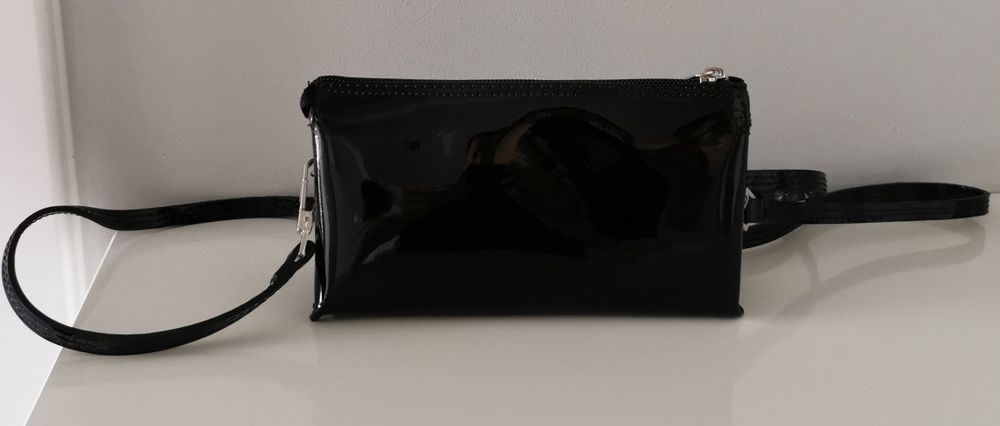 Mini torebka BATYCKI, kopertówka, czarna, połysk,