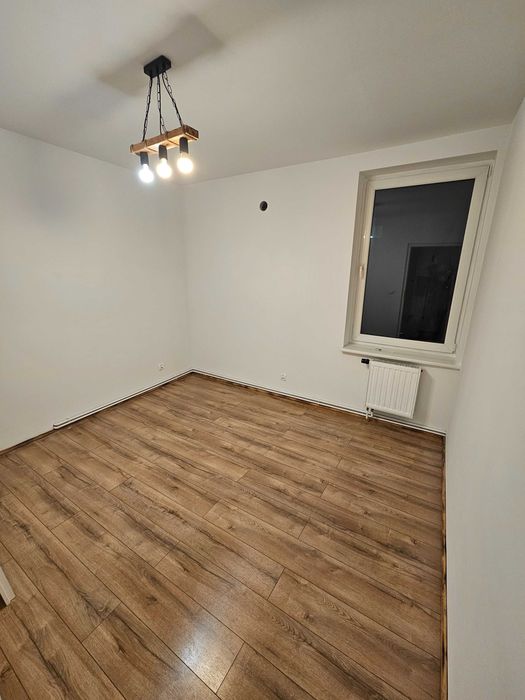 Mieszkanie po remoncie czesciowo umeblowane