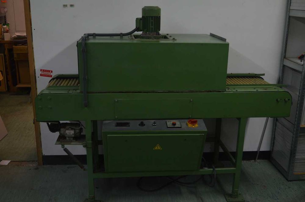 Tunel grzewczy, obkurczający do folii termo. Niemcy.