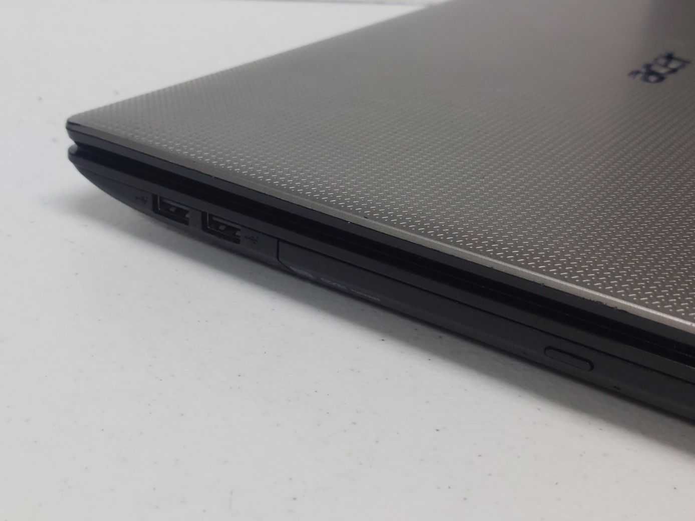 Acer i3 8Gb Ram 2 discos