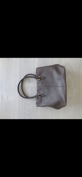 Mala DKNY verdadeira castanho