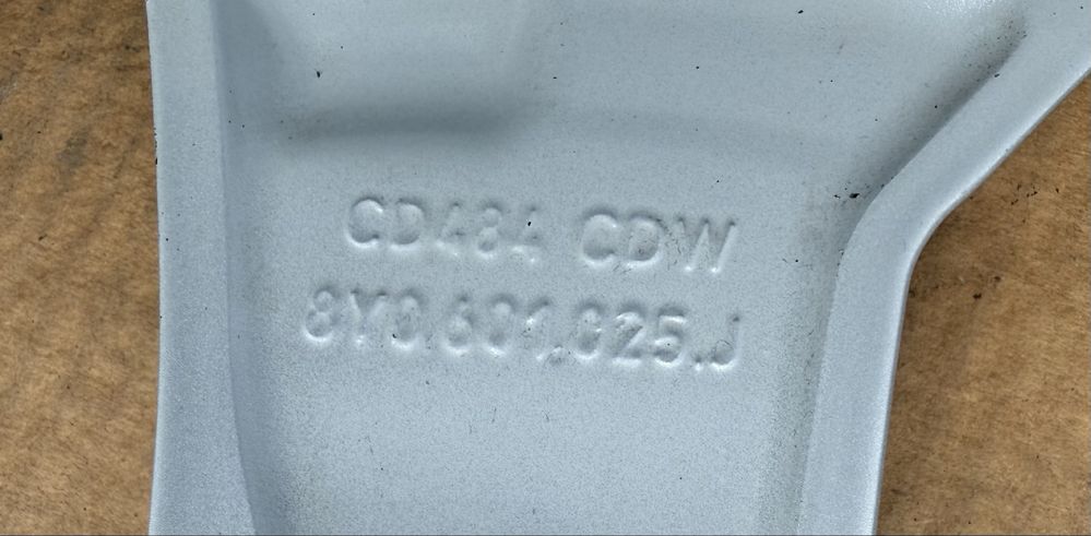 Oryginalne felgi Audi A3 A4 A6 18" 5x112 8Y 8V 8P ET46 s-line