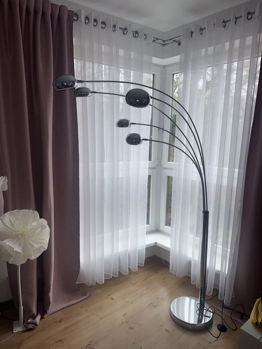 Lampa podłogowa srebrna