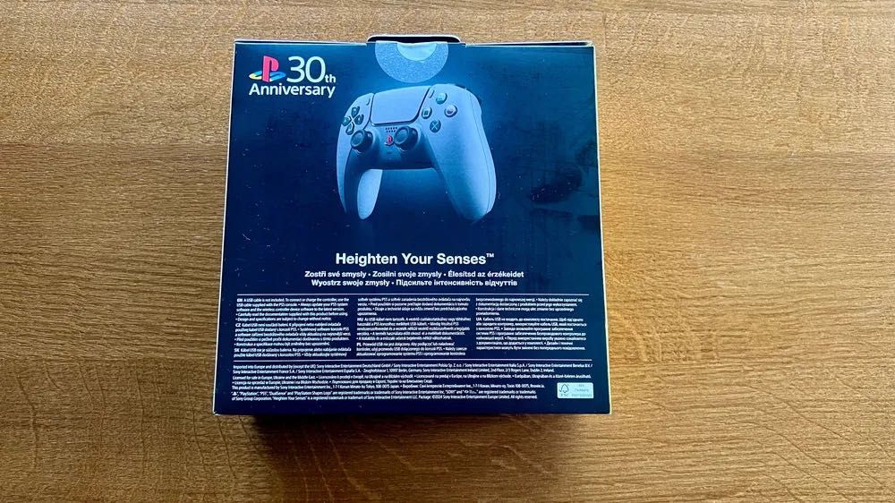 Pad Sony DualSense do PS5 Limited Edition 30th Anniversary