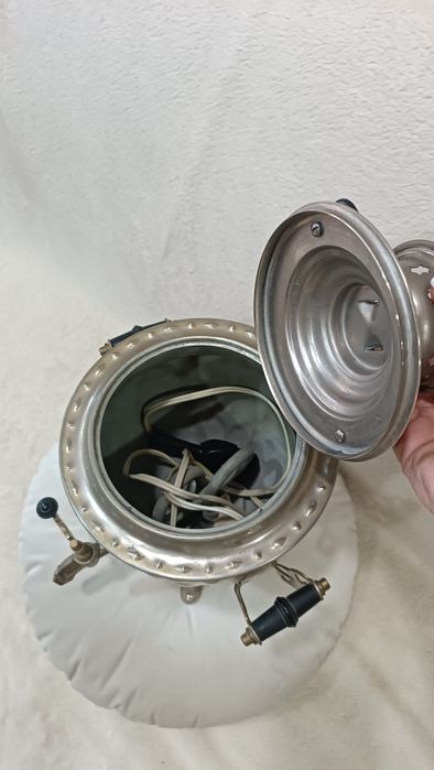 Самовар працюючий