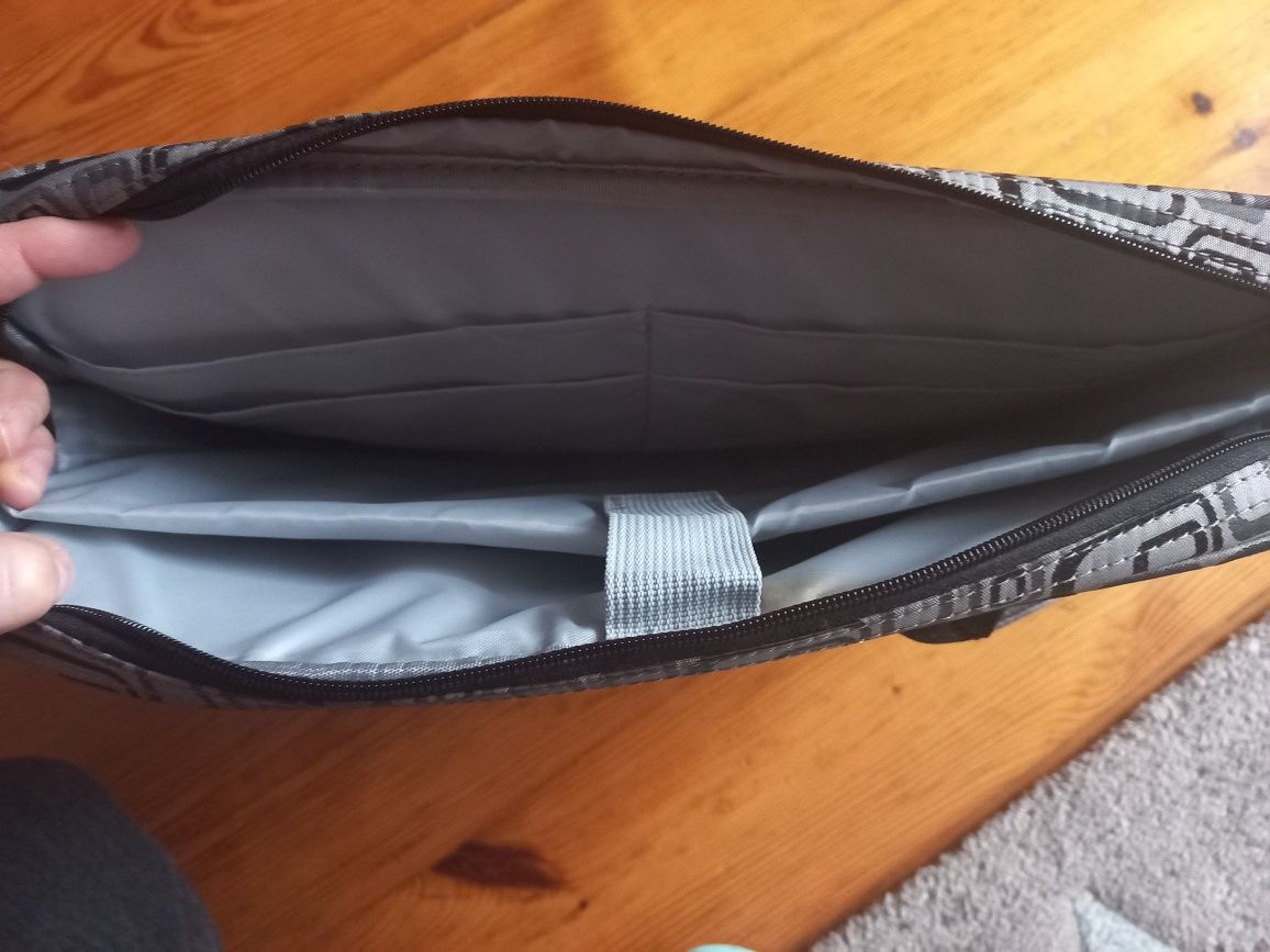 Torba na laptopa