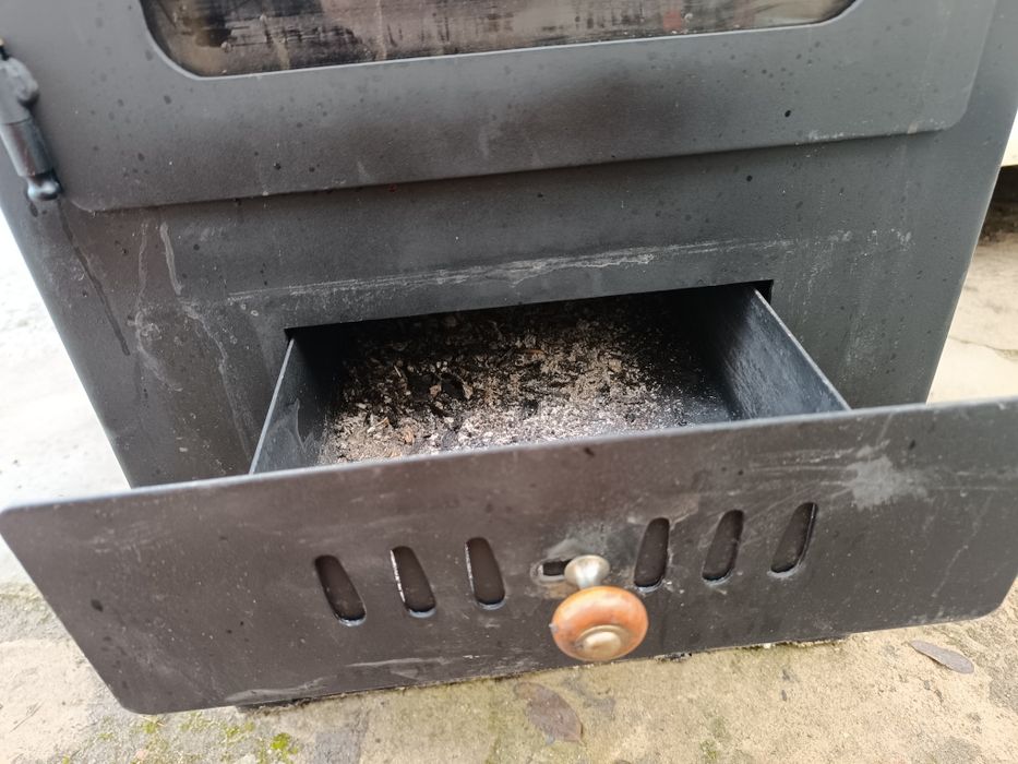 Piec koza kominkowy Prity z płaszczem wodnym