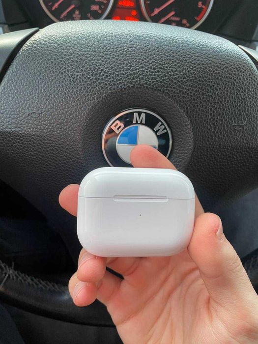 Продам Apple AirPods Pro 2