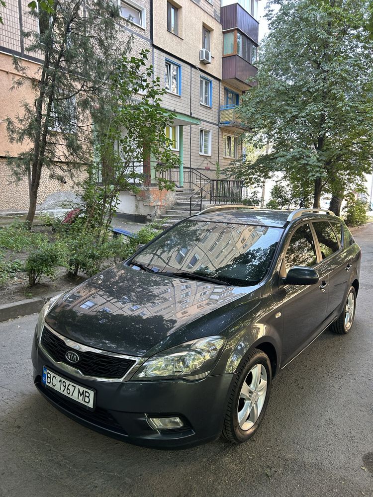 KIA Ceed 1,6 diesel !