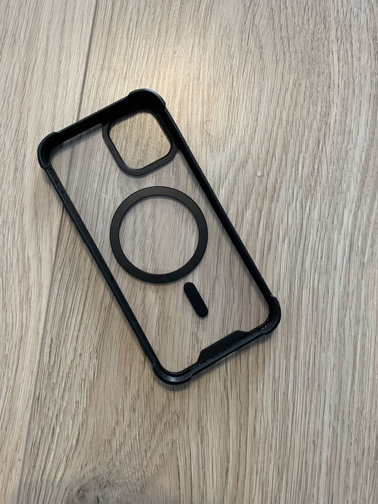 Case do iphone 12 stan dobry lekkie ryski przesylka olx