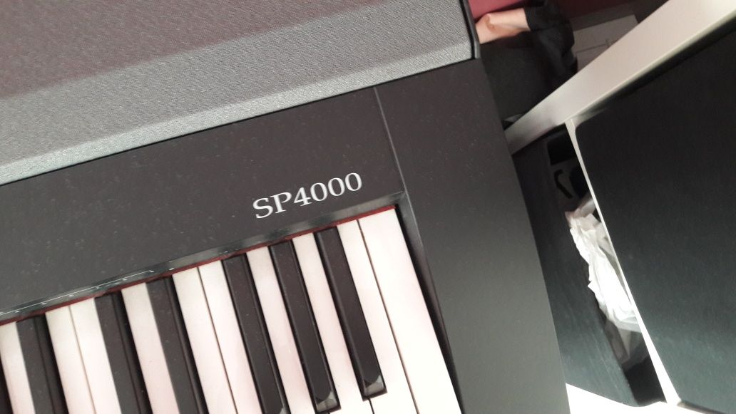 Pianino cyfrowe medeli sp4000