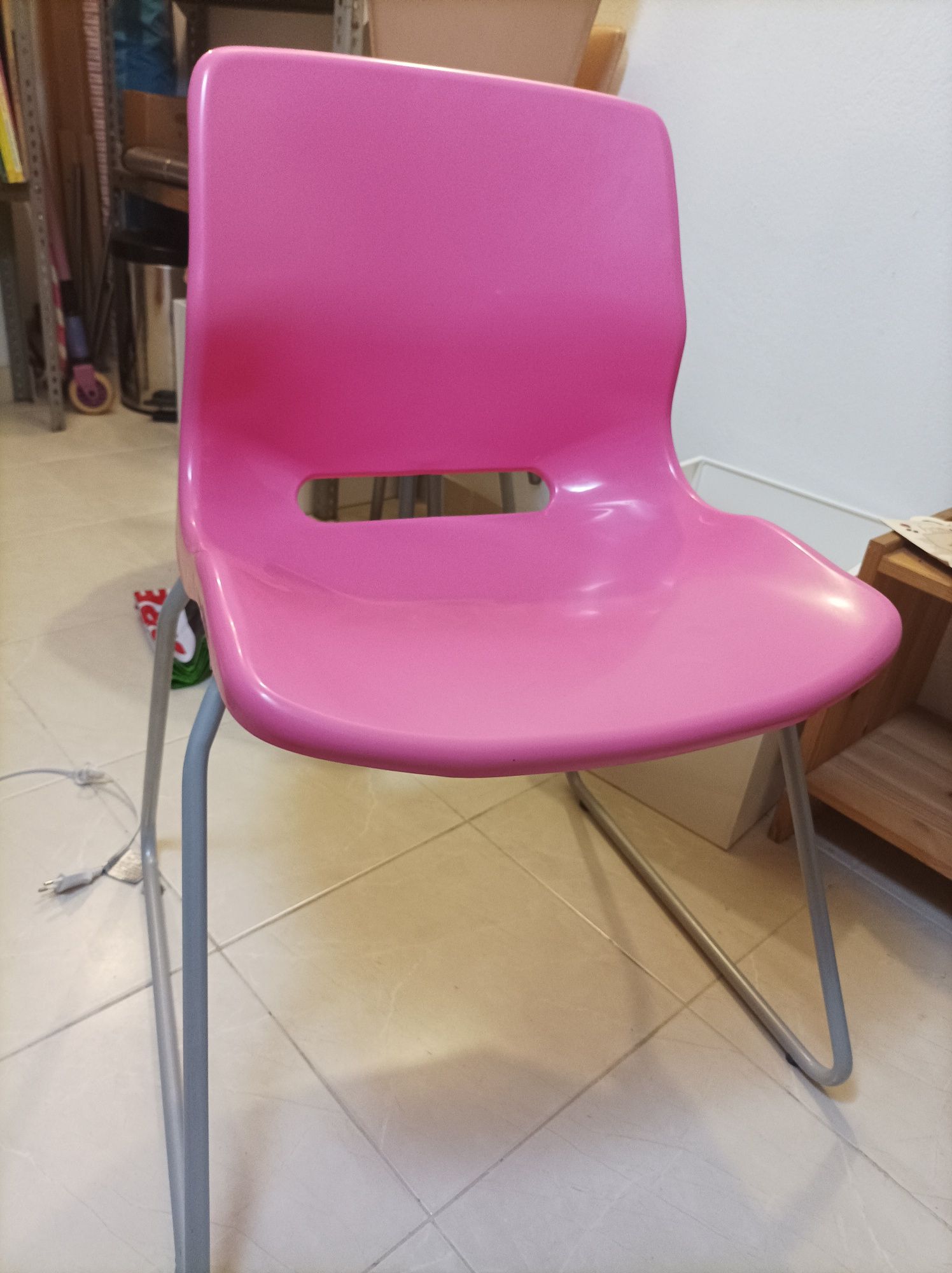Cadeira do IKEA Snille