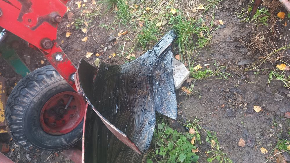 Sprzedam pług obrotowy kverneland