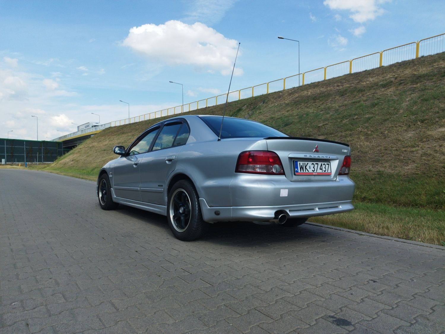 Mitsubishi Galant Avance 2.5 benzyna manual