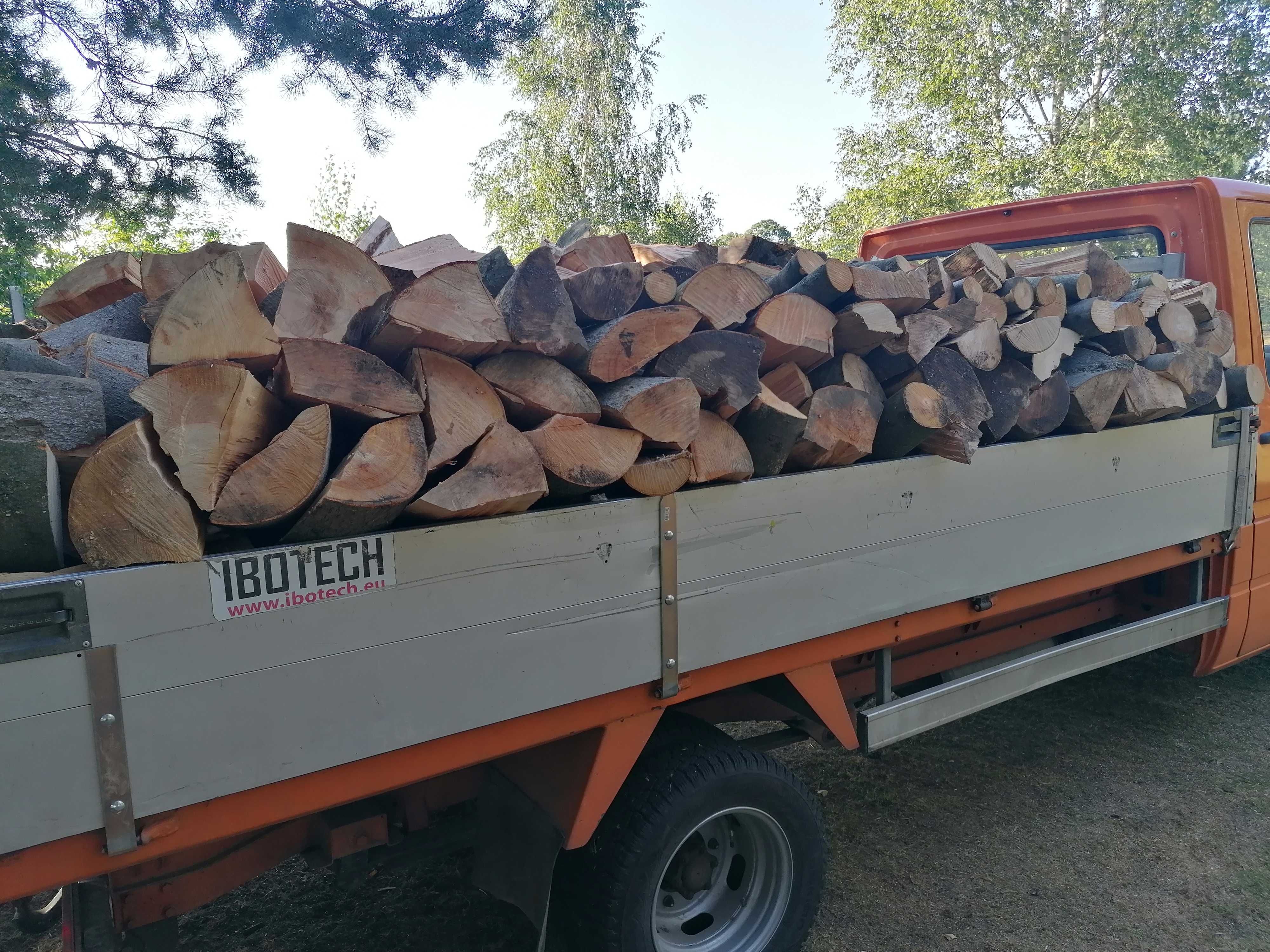 Drewno kominkowe opałowe dąb buk