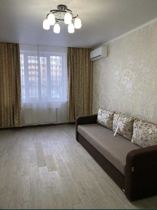 Продам 1-кімнатну квартиру в ЖК “Вернісаж” на Таїрова!