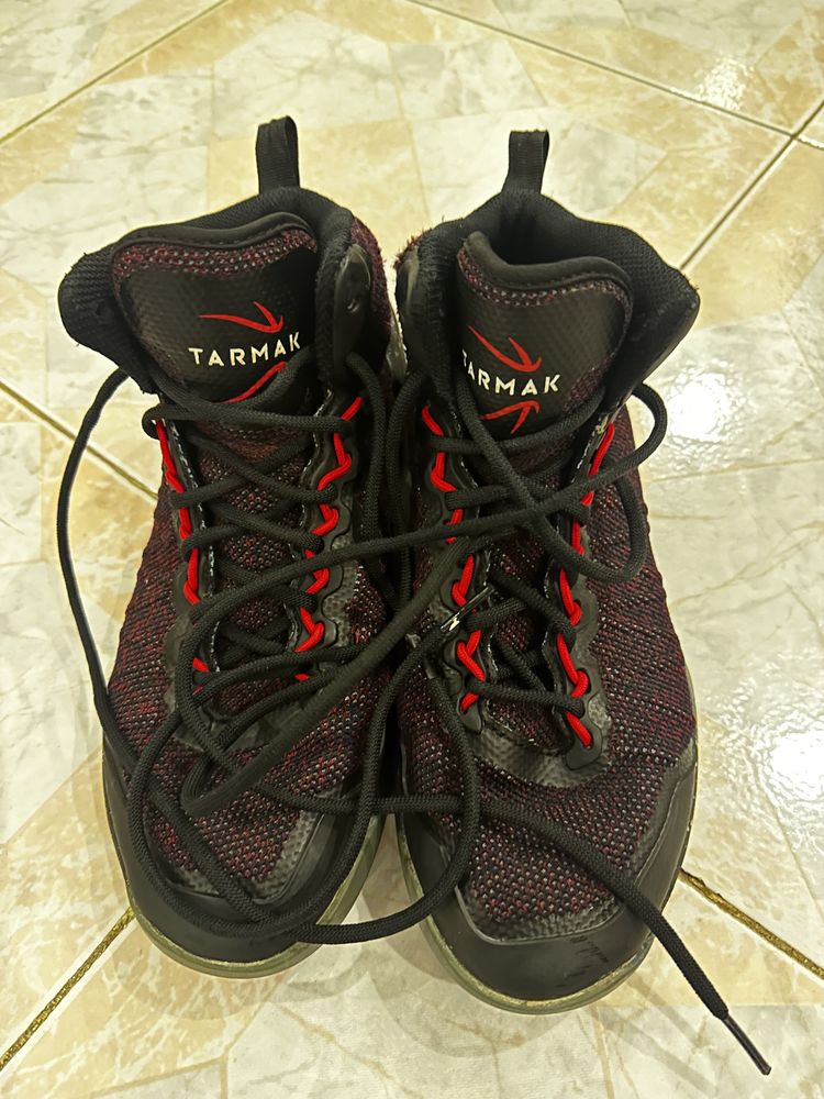 Tenis de basquete Tarmak 41