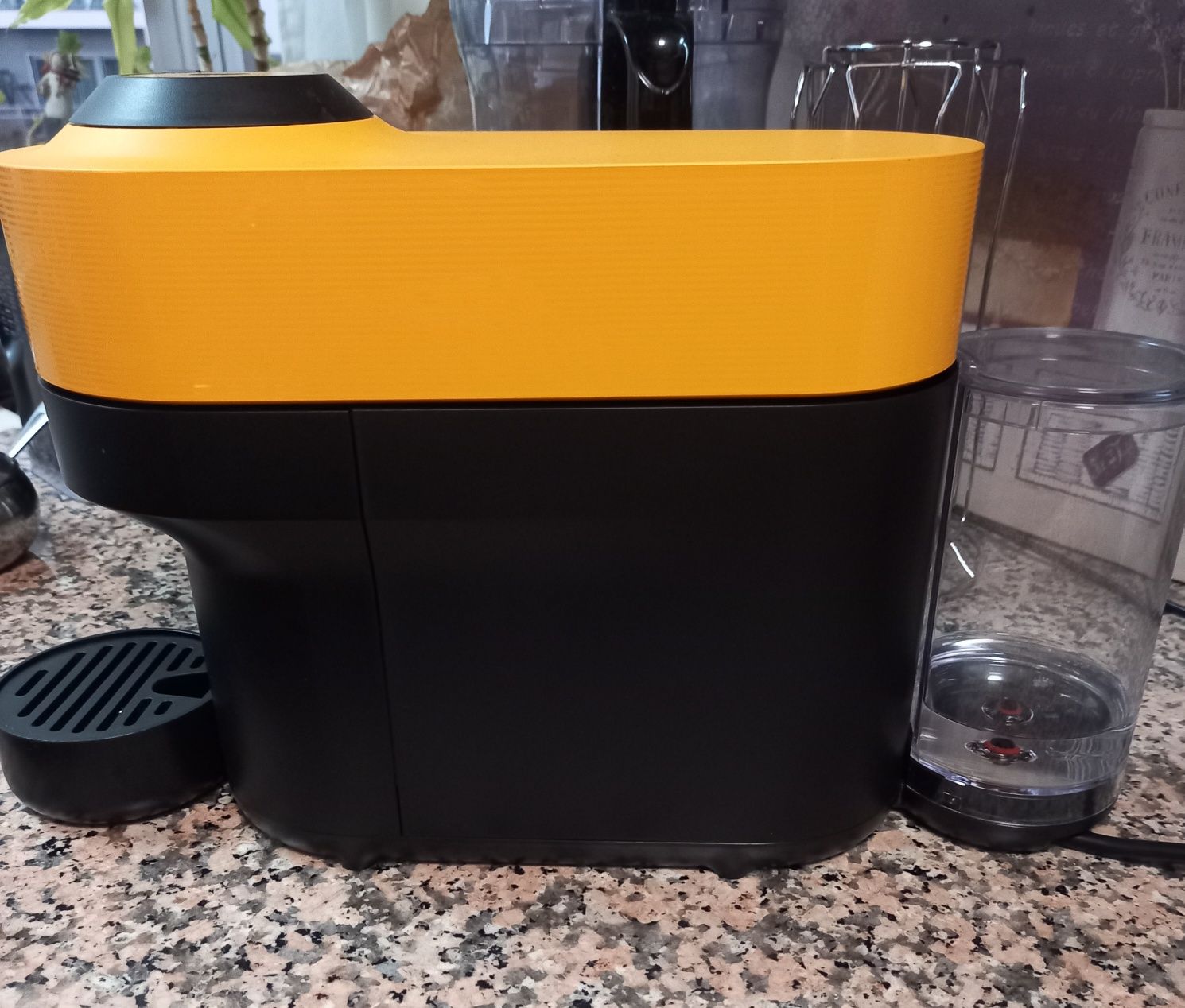 Máquina de café Nespresso Vertuo.