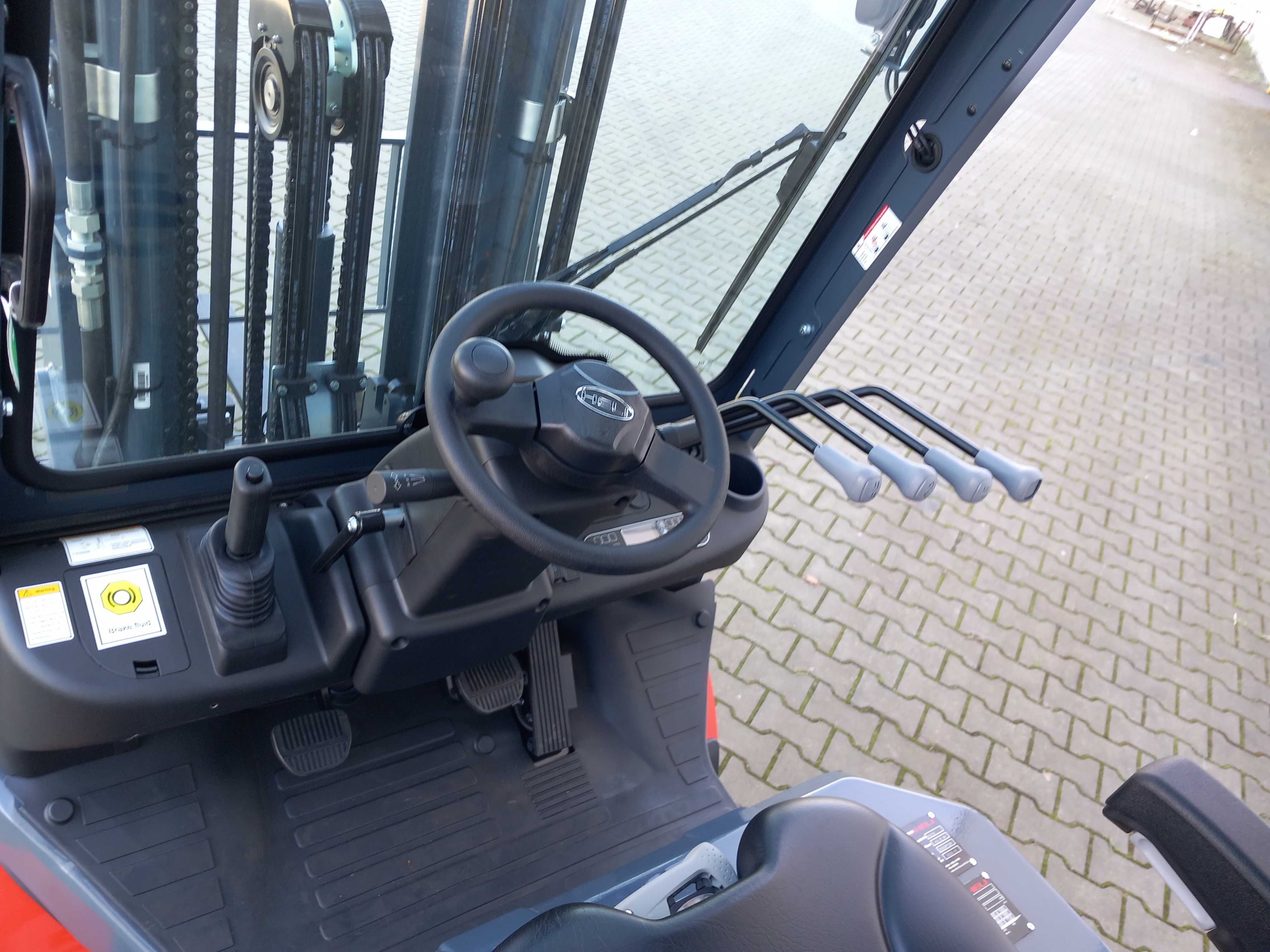 Wózek Widłowy Heli LPG 2,5t Maszt 4,7m Triplex Silnik Kubota *2024-05*