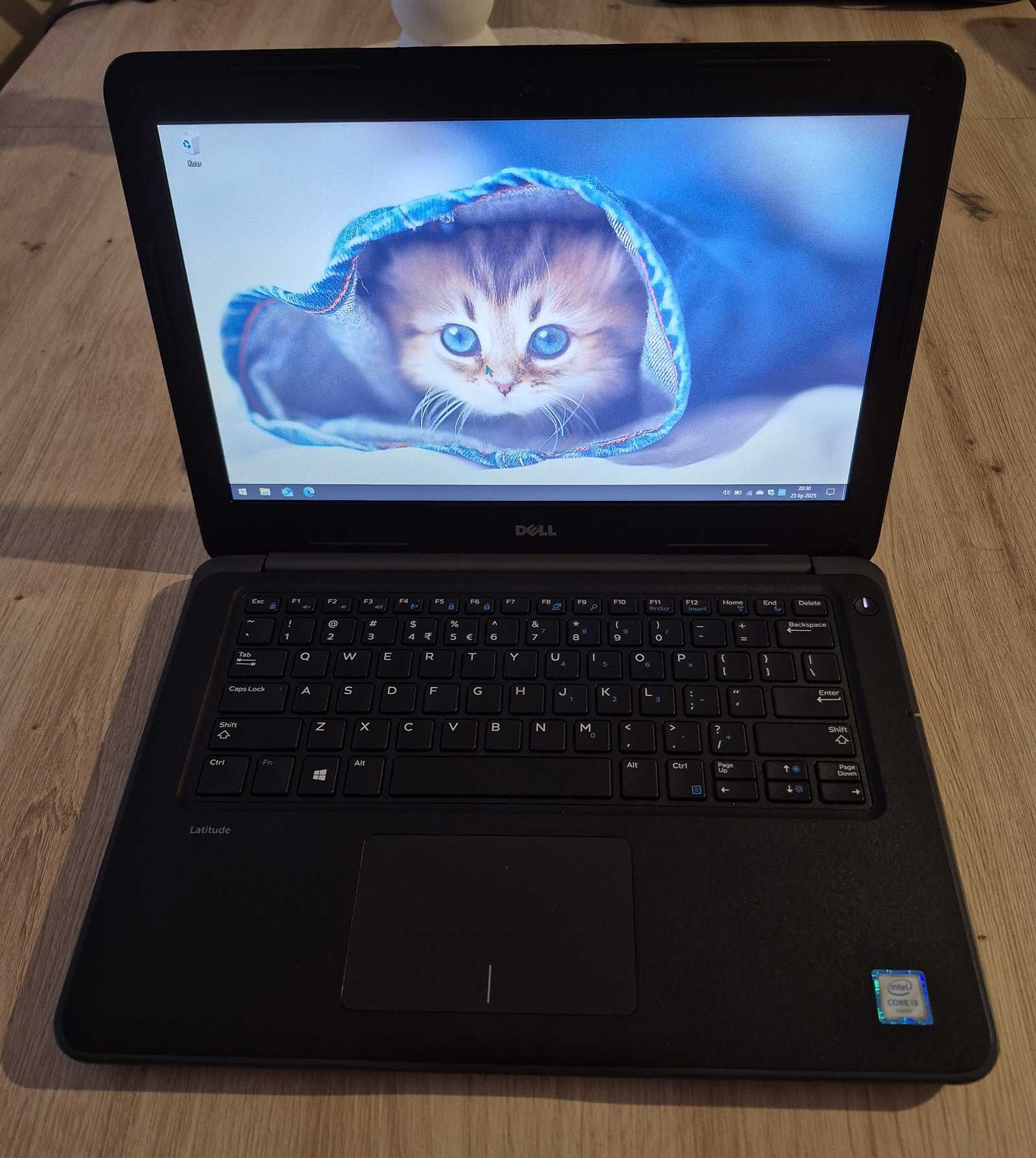 Laptop Dell Latitude 3380 Core i3-6006U SSD 240GB 8GB RAM Win10