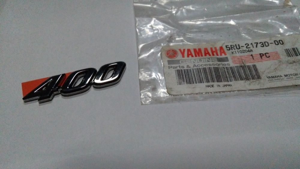 Znaczek emblemant Yamaha Majesty YP 400 rok 04-08