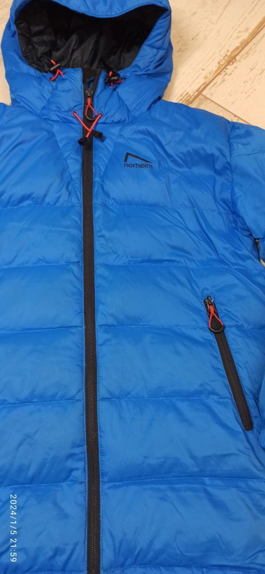 Niebieska kurtka może być narciarska dla chłopca 152 12lat