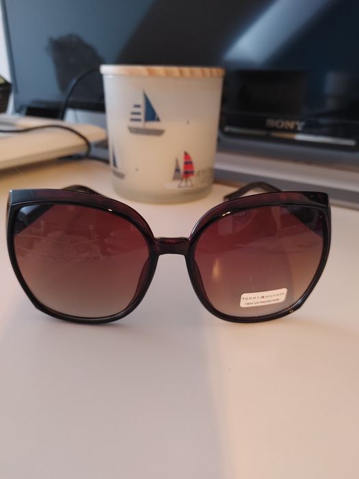 Okulary przeciwsłoneczne Tommy Hilfiger brązowe damskie nowe