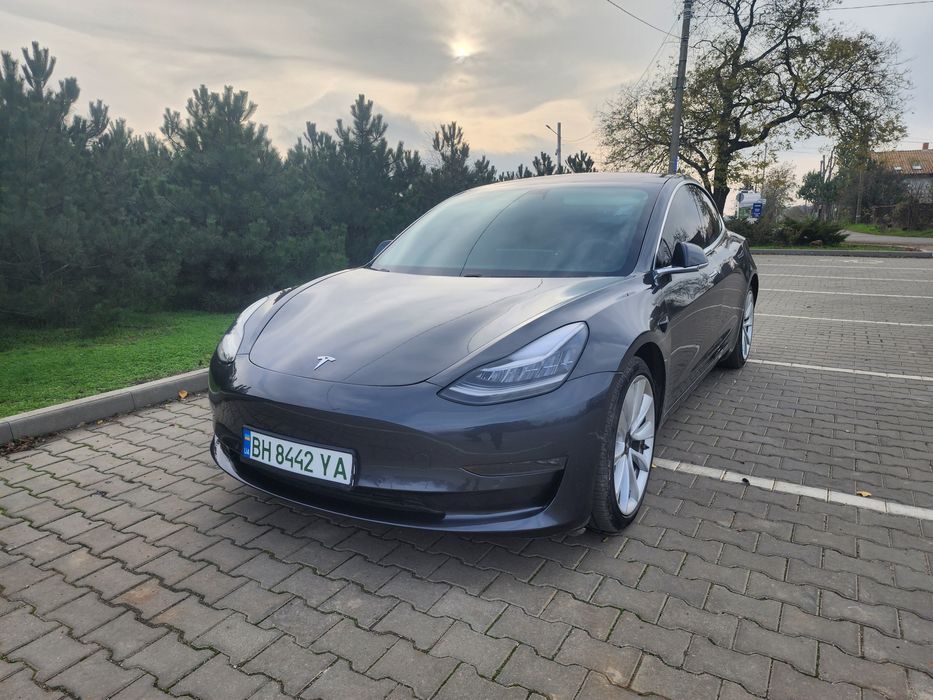 Продам Tesla model 3 2018г