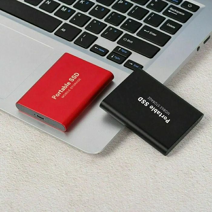 Lenovo 2TB портативний ssd накопичувач