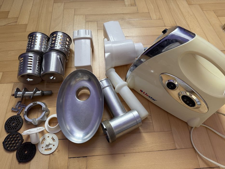 Продам мʼясорубку на запчастини