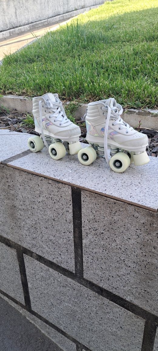 Patins em bom estado